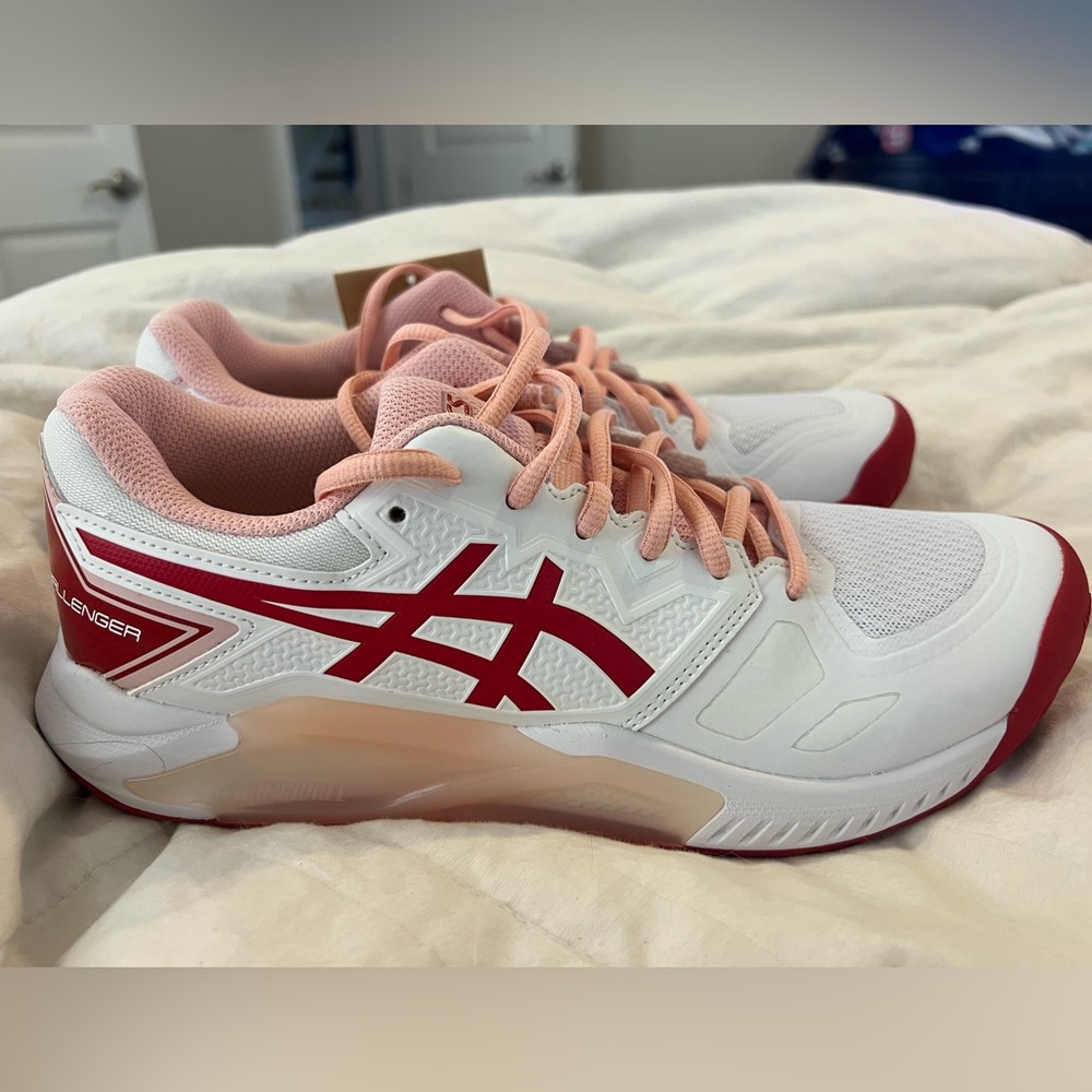 Asics Women's Gel-Challenger 13 Tennis Shoes size 8.5 Brand New w/ Tag